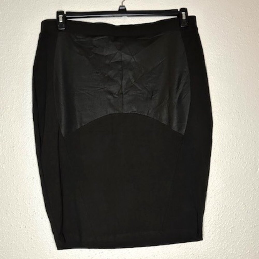 Universal Standard Danube Jersey Skirt with Leather-like panel Size M (18-20 US)